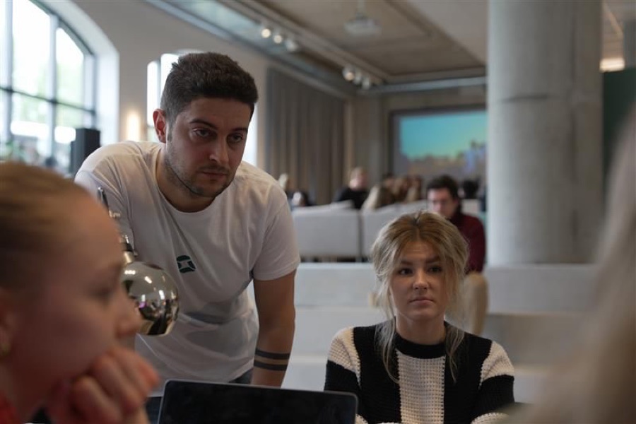 Working with students during a session